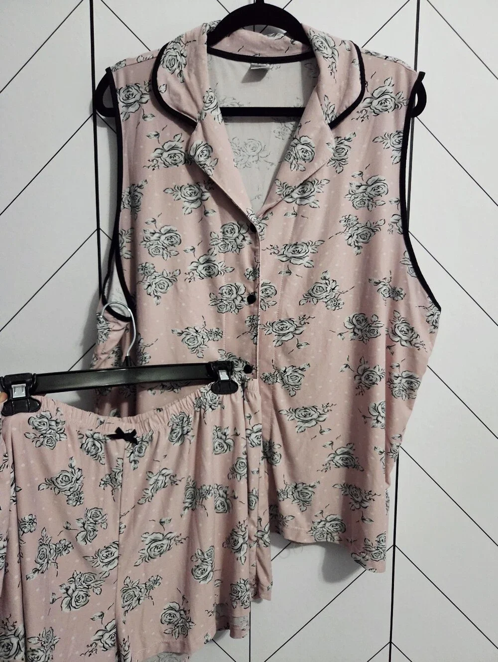 Uncover Sleeveless Brushed Peach Skin Pink Floral Pajama Shorts Set, Plus 3X
